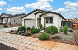 4002 S 2160 W, Hurricane, UT 84737