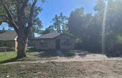 631 E 46th Avenue, Gary, IN 46409