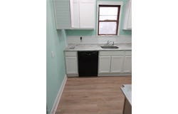 1406 Larchmont Road, Cleveland, OH 44110