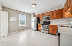 1107 Arrowhead Dr, Washington, PA 15301