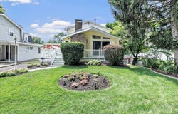 24 Grove Avenue, Derby, CT 06418