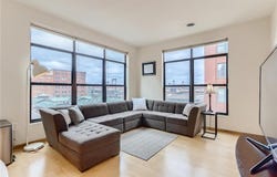 270 4th Street E, Saint Paul, MN 55101