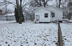 2512 Wood Street, Muskegon, MI 49444