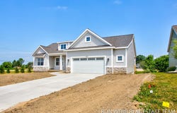 9573 Fields Drive, Zeeland, MI 49464