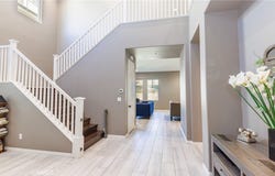 20512 Starling Court, Saugus, CA 91350