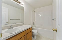 1222 LAUREL CT, Sweet Home, OR 97386