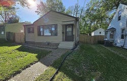 2402 Telegraph Road, Davenport, IA 52804