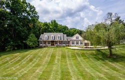 1225 Mountain View Rd, Lenoir City, TN 37771