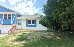722 S CENTRAL Street, Olathe, KS 66061