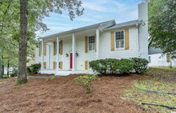 641 OLDE TOWNE LANE, ALABASTER, AL 35007