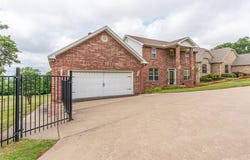 3829 Tpc DR, Alma, AR 72921