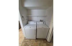 1605 Parkview Avenue, St Joseph, MO 64504