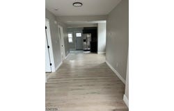 60 Laurel St, Paterson City, NJ 07522-1171