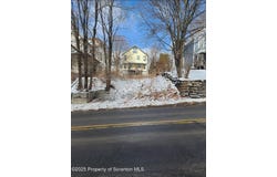25 Canaan Street, Carbondale, PA 18407