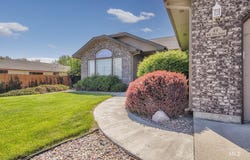 49 NW 19th St, Ontario, OR 97914