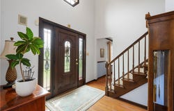 1193 Airedale Dr, Bethel Park, PA 15102