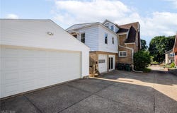 289-289 1/2 E Baird Avenue, Barberton, OH 44203