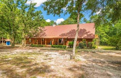 5465 Pilgrim Trl W, Molino, FL 32577