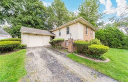 753 Crestview Avenue, Akron, OH 44320