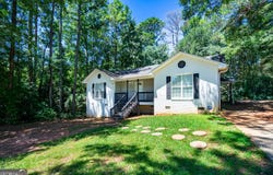 205 1/2 E Hillside, Lagrange, GA 30241