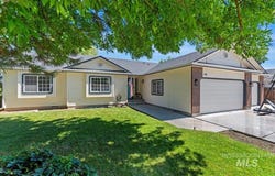 172 W Spicewood Dr, Meridian, ID 83646