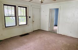 8 Dixie Drive, Anderson, IN 46016
