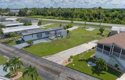 241 Daisy Avenue, Fort Myers, FL 33908