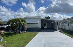 8700 SW 21st St, Davie, FL 33324
