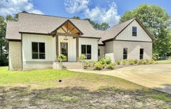 36 Church Circle, Greenbrier, AR 72058