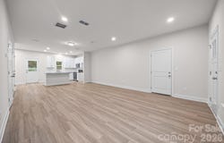 610 W Lewis Street, Dallas, NC 28034