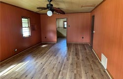117 E 23rd Street, Pittsburg, KS 66762