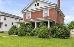 327 N HIGH STREET, ROMNEY, WV 26757