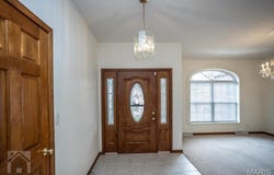 220 April Drive, St Robert, MO 65584