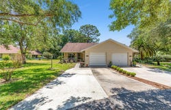 910 W Penn Hills Ct, Beverly Hills, FL 34465