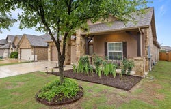 1012 Swan Flower ST, Leander, TX 78641