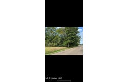 220 Lowe Cir., Richland, MS 39218