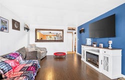 715 Locust Ln, Charleroi Boro, PA 15022