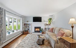 13 Garden Drive, Lincoln, RI 02865