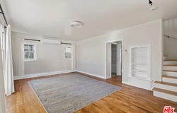 819 S Crestmoore Pl, Venice, CA 90291