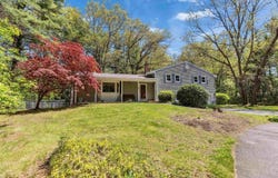 145 Hillcrest Road, Litchfield, NH 03052