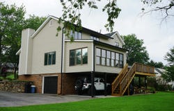 195 Winesap RD, Roanoke, VA 24019