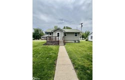 125 E Main Street, Agency, IA 52530