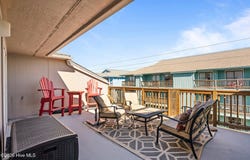 505 Carolina Beach Avenue N, Carolina Beach, NC 28428