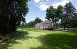 9 Larkspur Lane, North Oaks, MN 55127