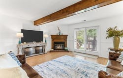 15017 Baxter Village Drive, Chesterfield, MO 63017