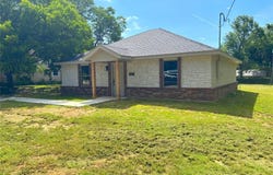 803 Hulme Street, Bowie, TX 76230