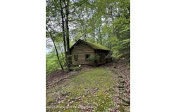 684 Fox Road, Factoryville, PA 18419