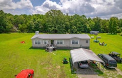 1514 Budd Creek Road, Greers Ferry, AR 72067