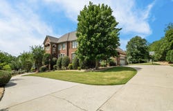 2208 LONGLEAF BOULEVARD, VESTAVIA HILLS, AL 35243