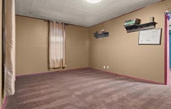 2605 S 15th Street, St Joseph, MO 64503